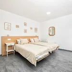 Nyaraló Casa El Roque *